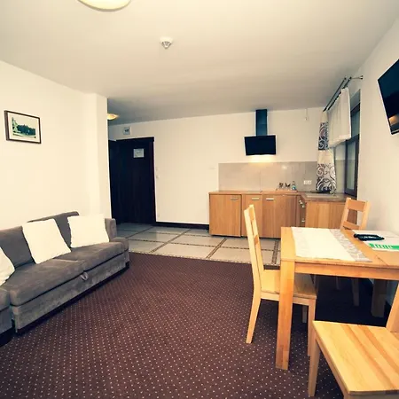 Gosciniec Molo Resort *