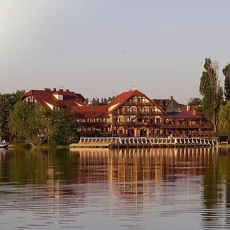 Курортный комплекс Gosciniec Molo Мронгово