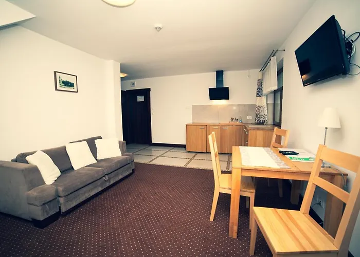 Gosciniec Molo Resort *