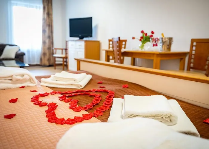 Gosciniec Molo Resort *